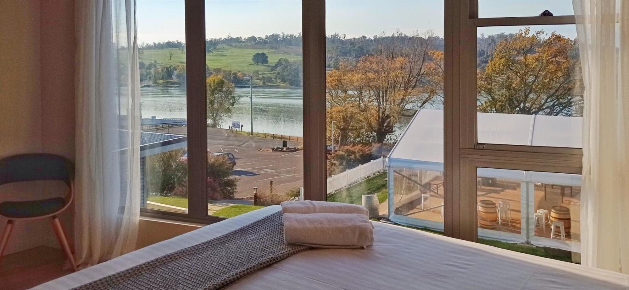 Rosevears Riverview Hotel Екстериор снимка