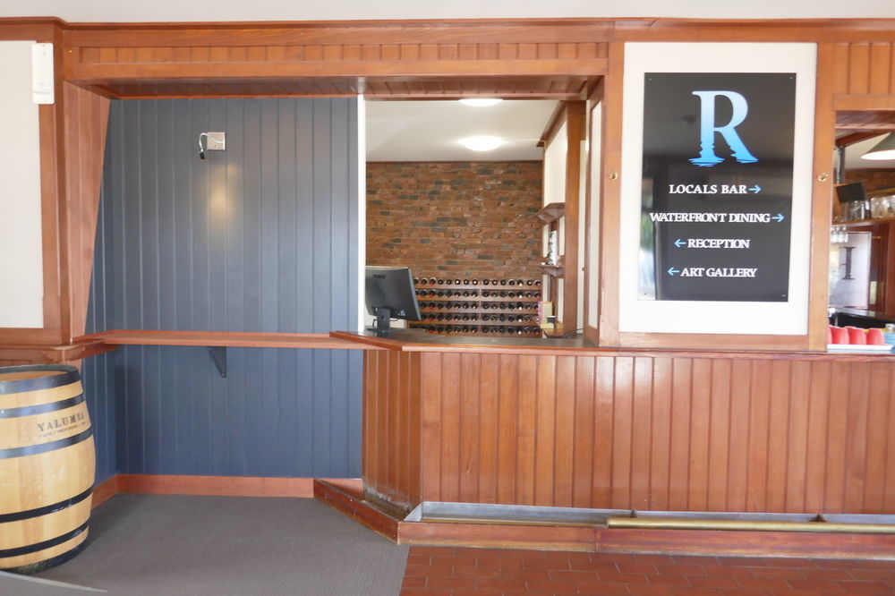 Rosevears Riverview Hotel Екстериор снимка